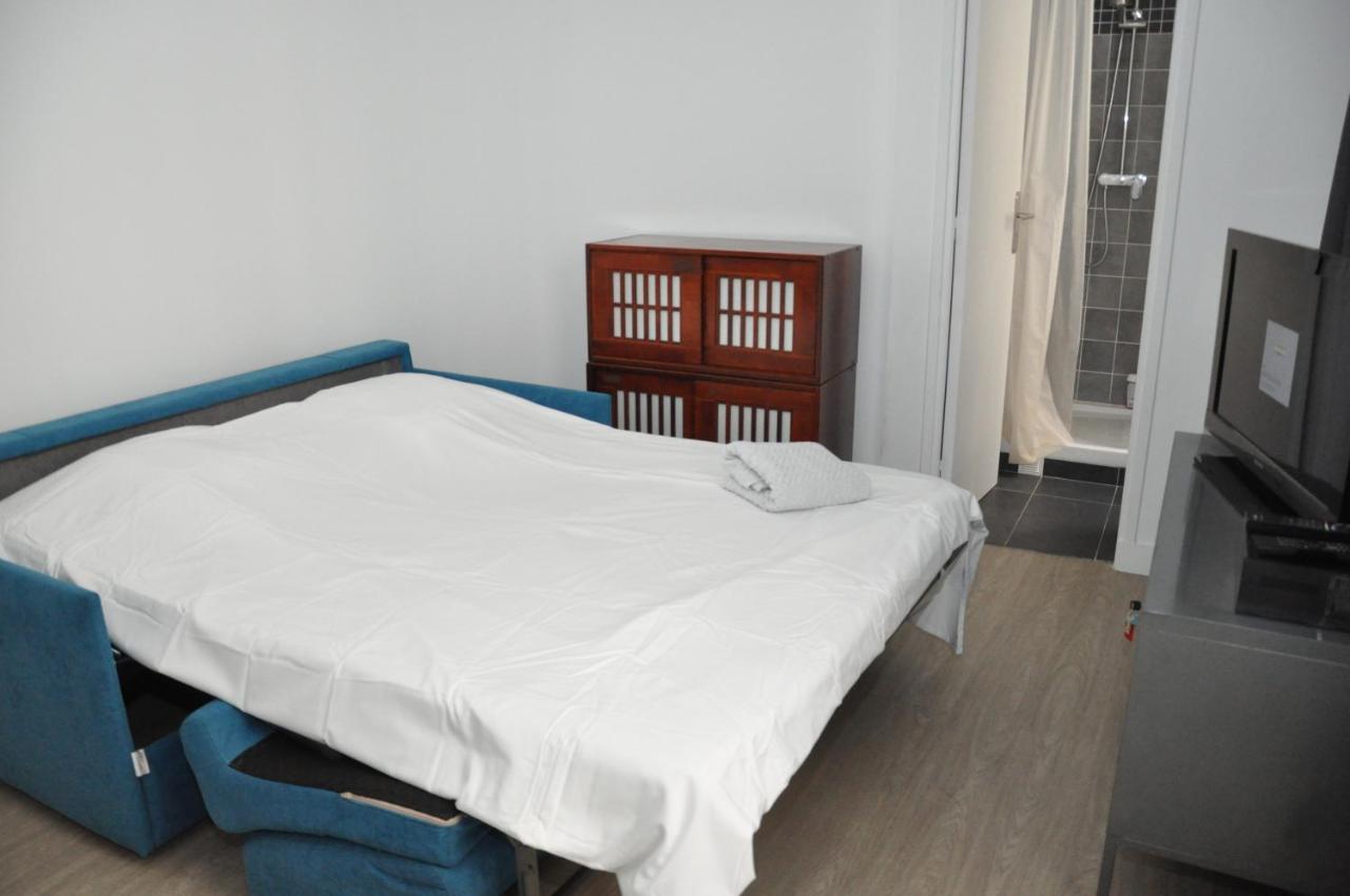 Faubourg Saint Martin Apartment Paris Exterior photo